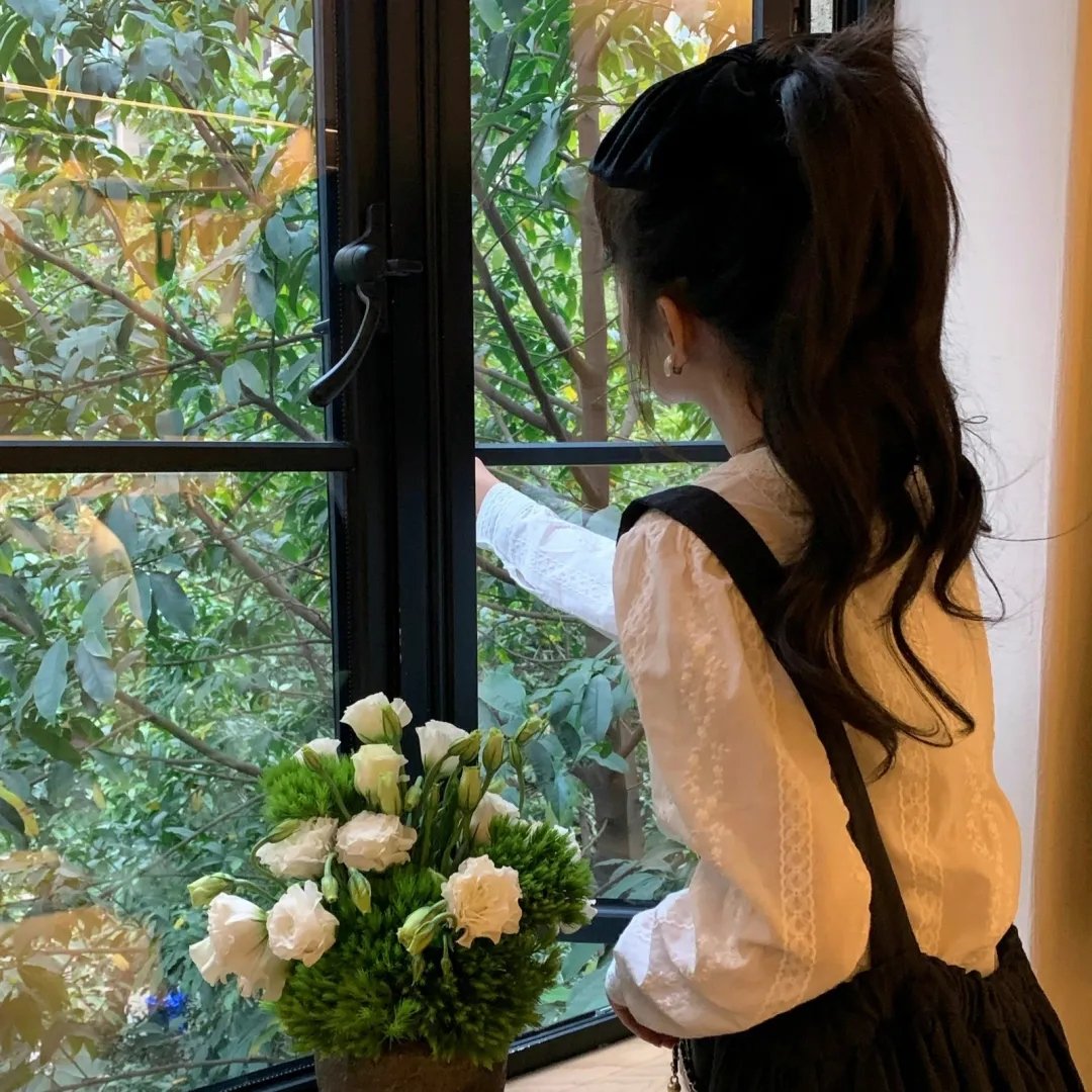 绝不妥协封面